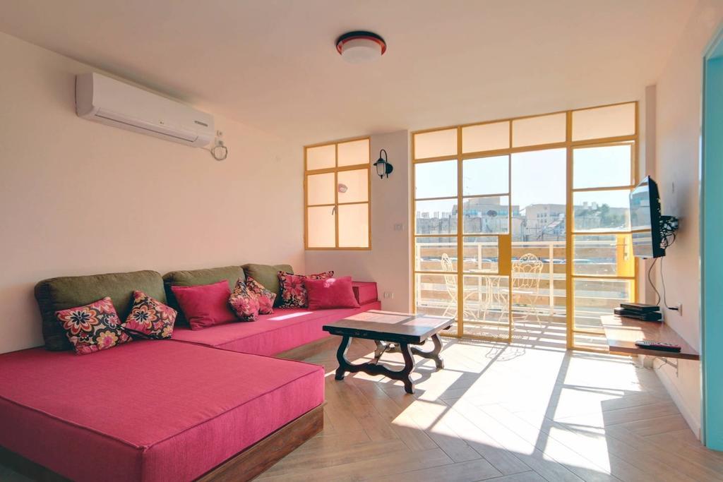 Golda Vacation Rentals Jeruzalem Buitenkant foto